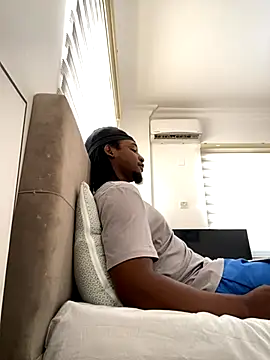 Snapshot of finefinance chatting on 9, 11, 2025 finefinance online show from 9, 11, 2025