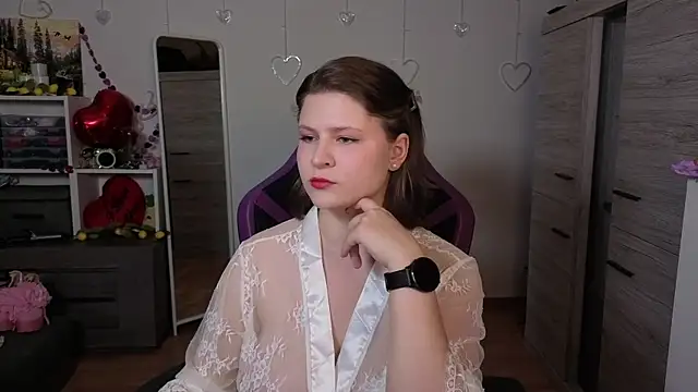 TinniAngel online show from 2, 5, 2026