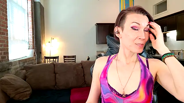Snapshot of EveEnigma chatting on 12, 3, 2025 EveEnigma online show from 12, 3, 2025