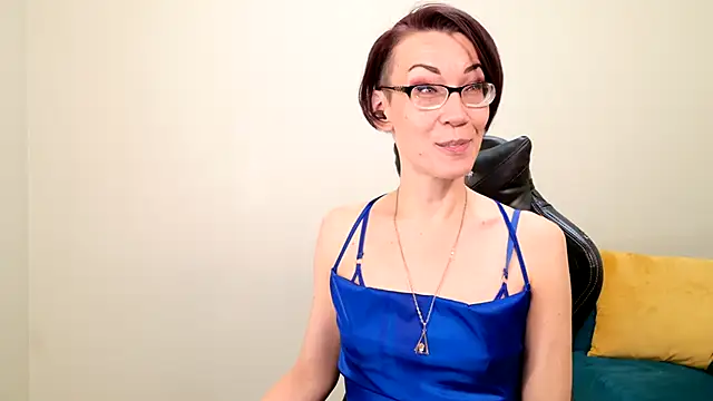 Snapshot of EveEnigma chatting on 19, 2, 2025 EveEnigma online show from 19, 2, 2025