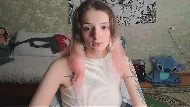 Cutie Adelia online show from 8, 2, 2026