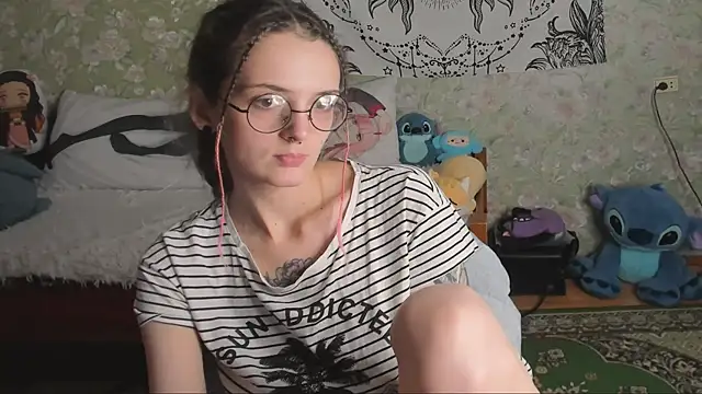 Cutie Adelia online show from 24, 11, 2025