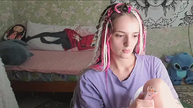 Cutie Adelia online show from 27, 6, 2026