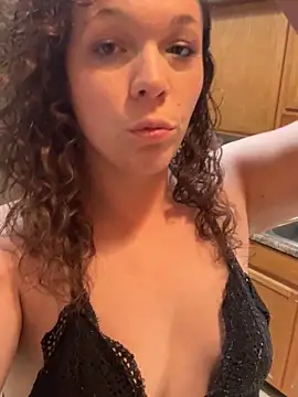 AuroraSummers online show from 21, 4, 2026