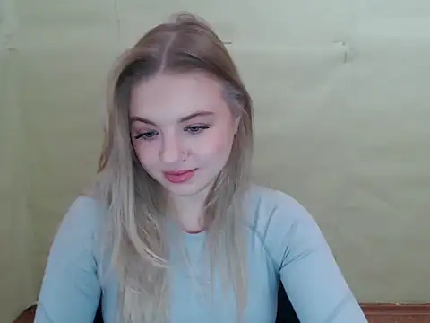 CrazyGloria online show from 2, 12, 2024