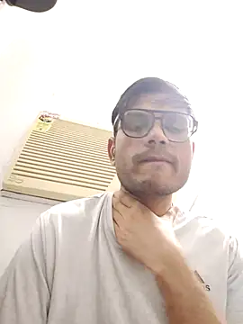 Snapshot of alex78265 chatting on 7, 11, 2025 alex78265 online show from 7, 11, 2025