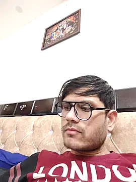 Snapshot of alex78265 chatting on 12, 11, 2025 alex78265 online show from 12, 11, 2025