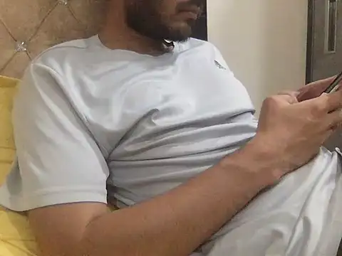 Snapshot of alex78265 chatting on 28, 11, 2025 alex78265 online show from 28, 11, 2025