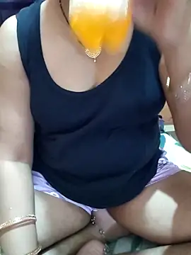 Snapshot of Diya_143 chatting on 4, 7, 2026 Diya 143 online show from 4, 7, 2026