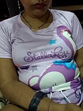 Snapshot of Diya_143 chatting on 10, 6, 2026 Diya 143 online show from 10, 6, 2026