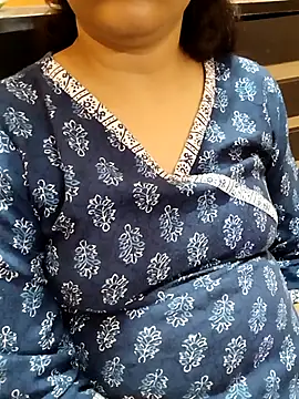 Diya 143 online show from 7, 11, 2025