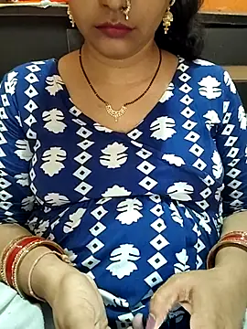 Snapshot of Diya_143 chatting on 19, 7, 2026 Diya 143 online show from 19, 7, 2026