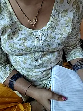 Snapshot of Diya_143 chatting on 11, 6, 2026 Diya 143 online show from 11, 6, 2026