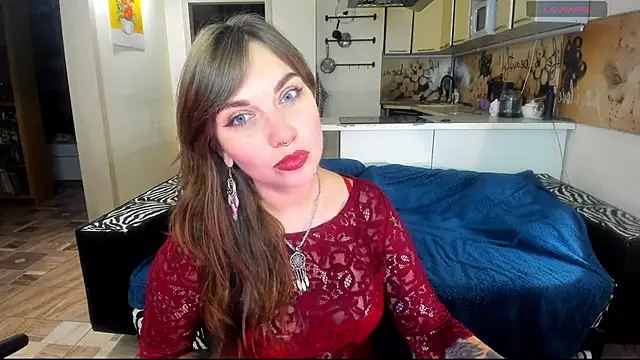 StacyTigerr online show from 4, 12, 2025