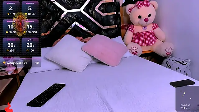 Tania white89 online show from 4, 11, 2025