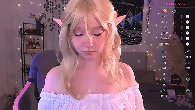 Snapshot of IrmaBell chatting on 25, 9, 2025 IrmaBell online show from 25, 9, 2025