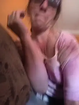 Dettybitch40 online show from 23, 5, 2026
