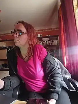 Dettybitch40 online show from 29, 3, 2026