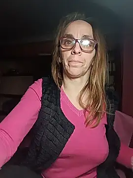 Snapshot of Dettybitch40 chatting on 1, 12, 2025 Dettybitch40 online show from 1, 12, 2025