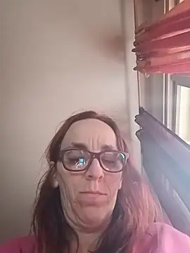 Dettybitch40 online show from 8, 3, 2026