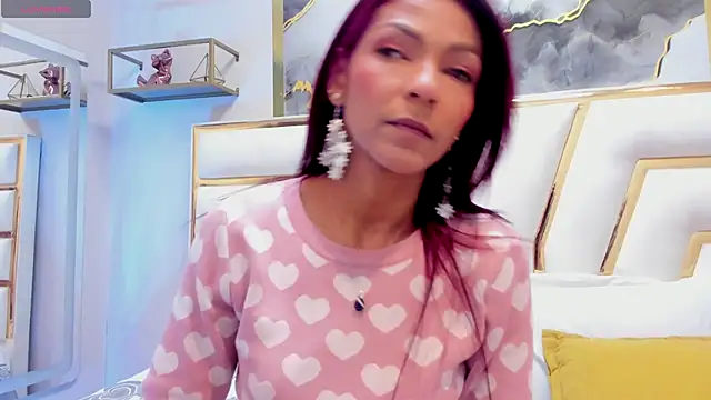 HannaPetit online show from 15, 11, 2025