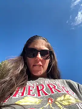 Emmabee123 online show from 22, 4, 2026