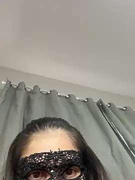 Emmabee123 online show from 10, 3, 2026