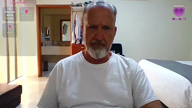 Snapshot of openminddaddy chatting on 13, 5, 2026 openminddaddy online show from 13, 5, 2026