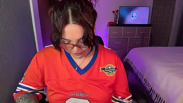 nativepumpkin95 online show from 10, 4, 2026