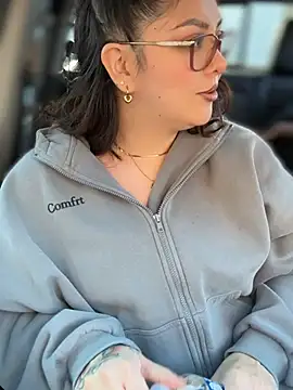 nativepumpkin95 online show from 14, 2, 2026