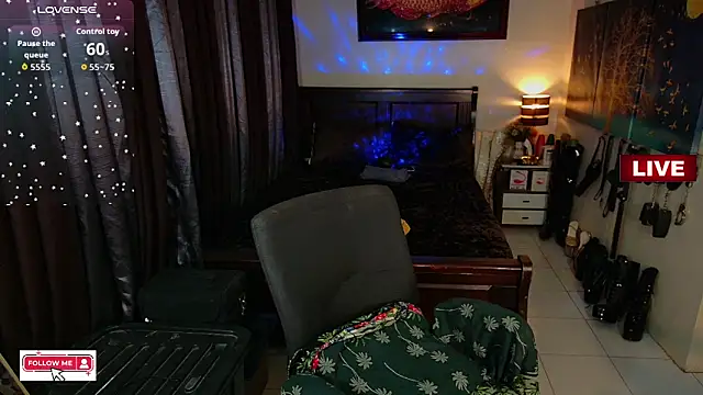 xCumOnOverMex online show from 2, 12, 2025