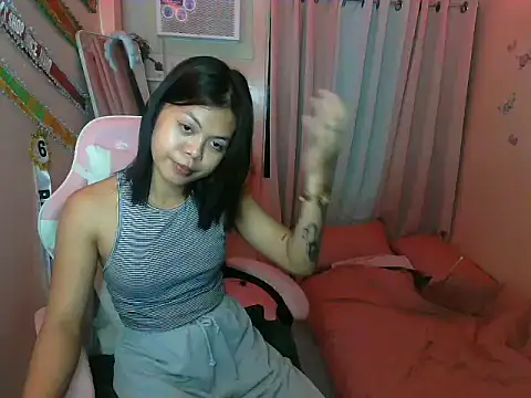 young salsalita online show from 30, 10, 2025