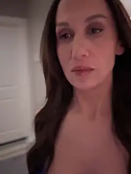 Fiona Kent  online show from 15, 3, 2025