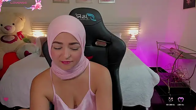 Snapshot of New_Arab_Kingdom chatting on 1, 11, 2025 New Arab Kingdom online show from 1, 11, 2025