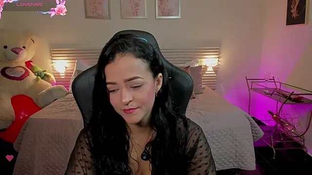 Snapshot of New_Arab_Kingdom chatting on 16, 10, 2025 New Arab Kingdom online show from 16, 10, 2025