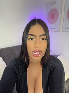 Sara mocca  online show from 25, 7, 2026