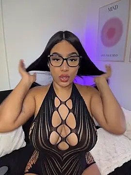 Sara mocca  online show from 11, 3, 2026