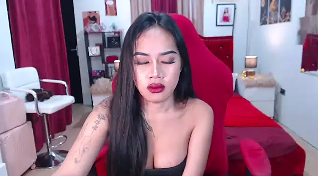 FrancineGarcia online show from 18, 2, 2025