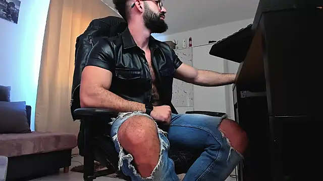 liamaesthetic online show from 27, 2, 2026