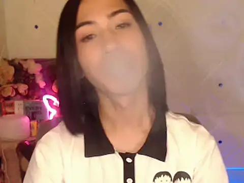 Lemonadexxx online show from 3, 3, 2025