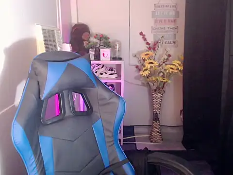 Lemonadexxx online show from 18, 11, 2025