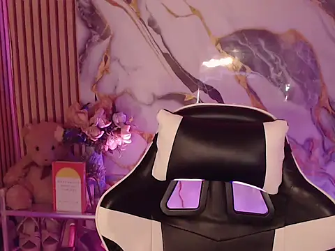 Lemonadexxx online show from 10, 9, 2025