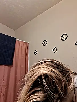 Snapshot of bootiebby chatting on 29, 10, 2025 bootiebby online show from 29, 10, 2025