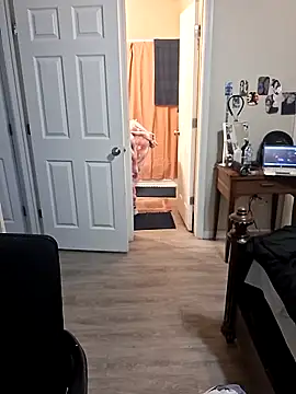 Snapshot of bootiebby chatting on 13, 10, 2025 bootiebby online show from 13, 10, 2025