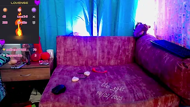 lilac night33 online show from 19, 2, 2025