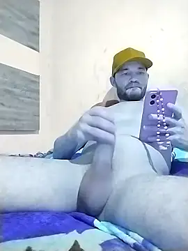 Snapshot of dottado05 chatting on 4, 2, 2025 dottado05 online show from 4, 2, 2025