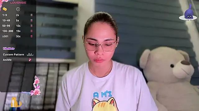 Snapshot of Jamie_Sullivan chatting on 11, 10, 2025 Jamie Sullivan online show from 11, 10, 2025