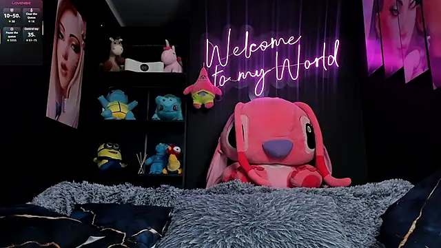 Snapshot of Emilyjhonson_01 chatting on 18, 11, 2025 Emilyjhonson 01 online show from 18, 11, 2025