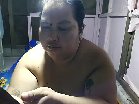 xxbigboootyxx online show from 13, 10, 2025