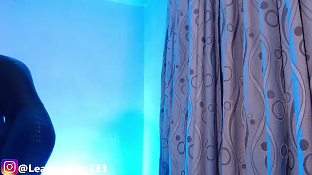 MissLeahParker online show from 30, 4, 2026